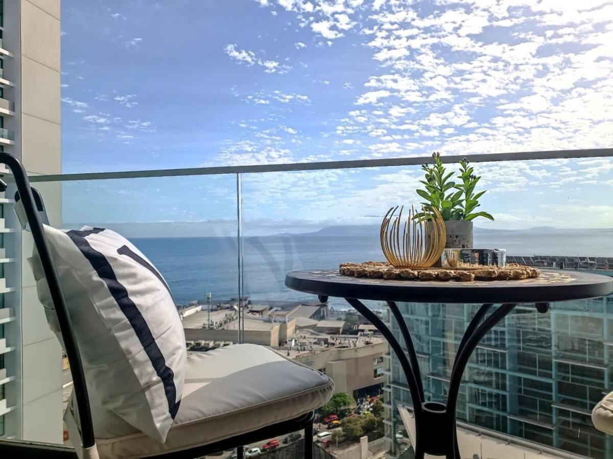 Hom Amplio Estudio, Terraza Con Vista Al Mar 8181 Apartamento *